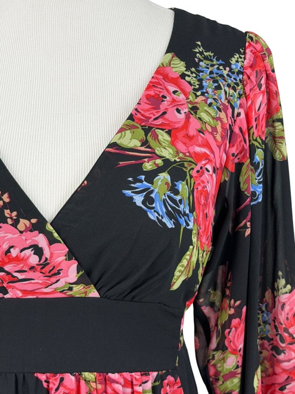 Betsey Johnson Black Bambi Floral Bell Sleeve Ruffle Hem Dress 8 | Y2K Boho Glam - Picture 4 of 16